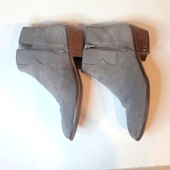 COACH DANI Ankle Gray Suede Boots. Size 7.5 - Picture 5 of 12